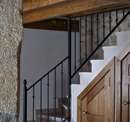 Casa Rural La Nava 10 *