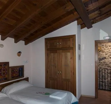 펜션 Casa Rural La Nava 10 *